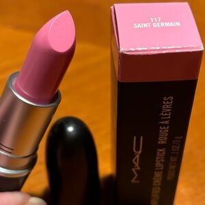 MAC Amplifed Creme Lipstick Saint Germain